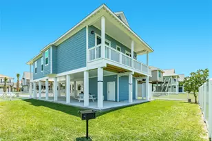 13930 Pirates Beach Blvd, Galveston, TX 77554 - Photo 3