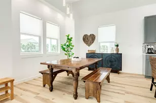 13930 Pirates Beach Blvd, Galveston, TX 77554 - Photo 7