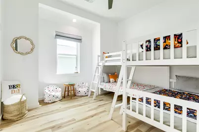 13930 Pirates Beach Boulevard, Galveston, TX 77554 - Photo 15