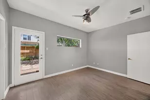6016 Truro St, Houston, TX 77007 - Photo 37