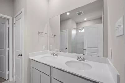 6726 Pebble Bluff Court, Cove, TX 77523 - Photo 13