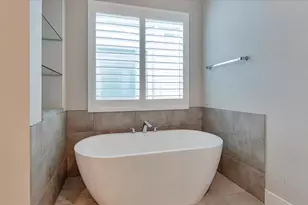 5834 Kiam St, Houston, TX 77007 - Photo 21