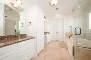 313 E 25th St, Houston, TX 77008 - Photo 31