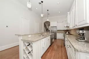 313 E 25th St, Houston, TX 77008 - Photo 17