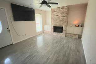 9702 Tiltree St, Houston, TX 77075 - Photo 3