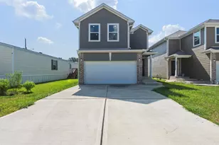 127 Egret Canal N, Baytown, TX 77523 - Photo 3