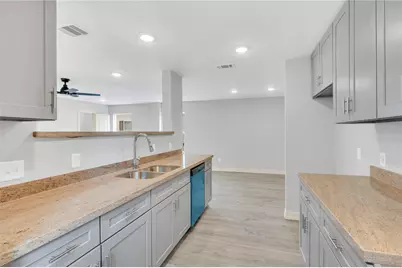 127 Egret Canal N, Baytown, TX 77523 - Photo 13