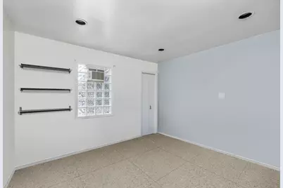 7902 Richmond Avenue, Houston, TX 77063 - Photo 39
