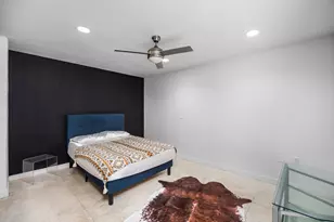 7902 Richmond Ave, Houston, TX 77063 - Photo 31