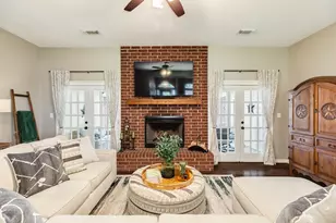 1619 Flintlock Ct, Angleton, TX 77515 - Photo 15