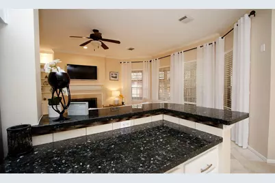 19 E Sunny Slope Circle, The Woodlands, TX 77381 - Photo 13