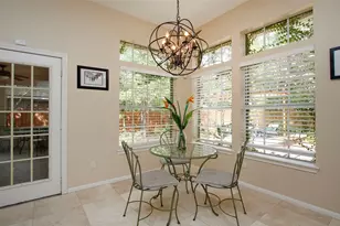 19 E Sunny Slope Cir, The Woodlands, TX 77381 - Photo 15