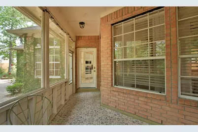 19 E Sunny Slope Circle, The Woodlands, TX 77381 - Photo 35