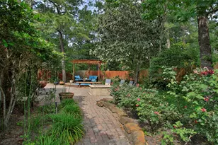 19 E Sunny Slope Cir, The Woodlands, TX 77381 - Photo 43