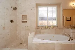 19 E Sunny Slope Cir, The Woodlands, TX 77381 - Photo 25