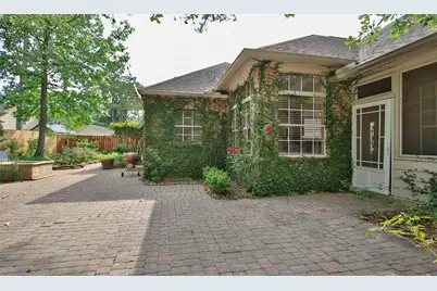 19 E Sunny Slope Circle, The Woodlands, TX 77381 - Photo 41