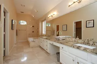 19 E Sunny Slope Cir, The Woodlands, TX 77381 - Photo 23