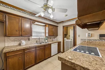 322 Enchanted River Drive, Spring, TX 77388 - Photo 9