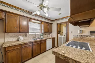 322 Enchanted River Dr, Spring, TX 77388 - Photo 9