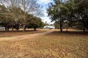 365 Running Deer Rd, Grapeland, TX 75844 - Photo 27