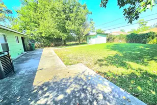 7721 Bigwood St, Houston, TX 77016 - Photo 11