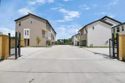 5907 Urban Pines Street, Houston, TX 77091 - Photo 7