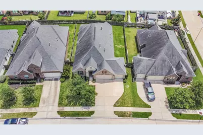 7823 Taronga Lane, Richmond, TX 77407 - Photo 3