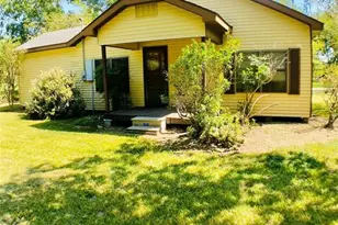 964 County Rd 676, Dayton, TX 77535 - Photo 1