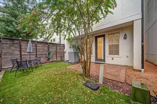 2713 Arabelle Grove, Houston, TX 77007 - Photo 17