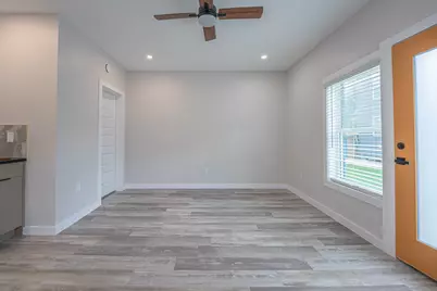 4202 Clay Street #D, Houston, TX 77023 - Photo 17