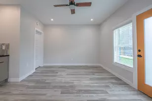 4202 Clay St, Houston, TX 77023 - Photo 17