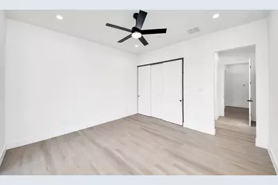 4708 Laurel Street, Bellaire, TX 77401 - Photo 41