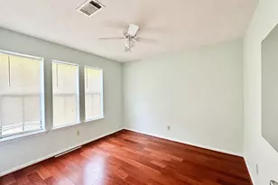 2058 Parkdale Dr, Houston, TX 77339 - Photo 17