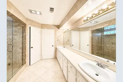 2058 Parkdale Drive, Houston, TX 77339 - Photo 15