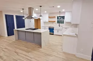 18630 Prince William Ln, Houston, TX 77058 - Photo 9