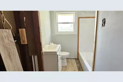 518 Azalea Avenue, Orange, TX 77630 - Photo 17