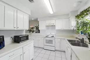 13318 Natasha Ln, Houston, TX 77015 - Photo 11