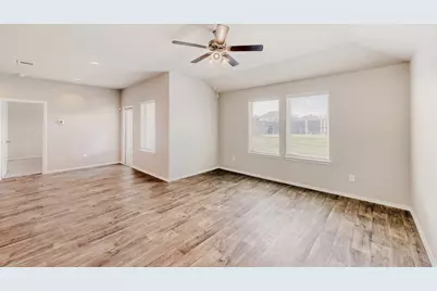 8015 Tamarind Lane, Baytown, TX 77521 - Photo 7