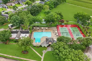 15730 Castorglen Dr, Houston, TX 77598 - Photo 37