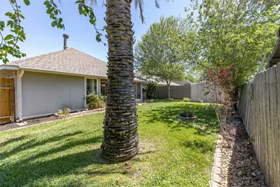 15730 Castorglen Drive, Houston, TX 77598 - Photo 11