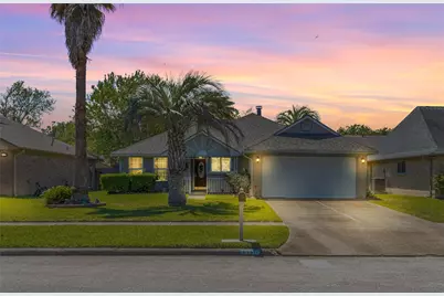 15730 Castorglen Drive, Houston, TX 77598 - Photo 1