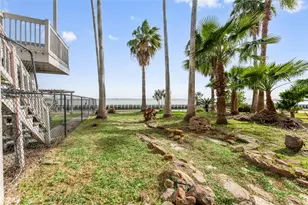 5 Tiki Cir, Tiki Island, TX 77554 - Photo 19