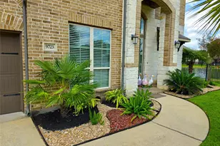 9723 Painted Stone Ct, Cypress, TX 77433 - Photo 5