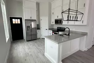 1409 S Xanthia St, Alton, TX 78573 - Photo 3