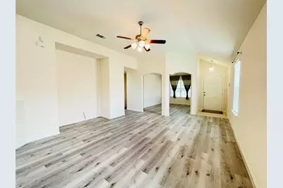 2406 Blue Reef Drive, Katy, TX 77449 - Photo 9