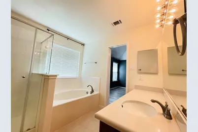 2406 Blue Reef Drive, Katy, TX 77449 - Photo 13
