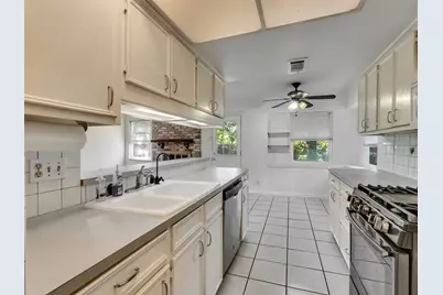 15443 W Willowwind, Houston, TX 77071 - Photo 9