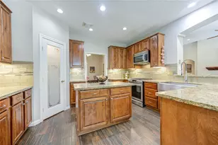 16812 Mustang Trail Dr, Magnolia, TX 77355 - Photo 13