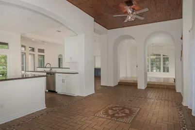 11 Lansdowne, The Woodlands, TX 77382 - Photo 11