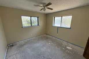 5996 Yucca Trail, Beeville, TX 78102 - Photo 9